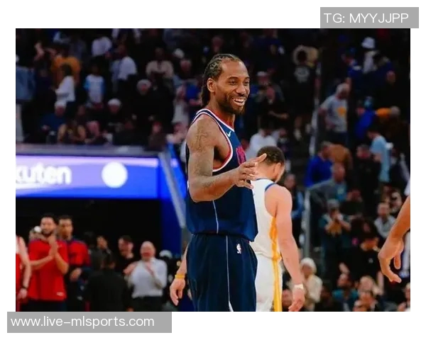 勇士在交易截止日前积极寻求引入字母和伦纳德的机会